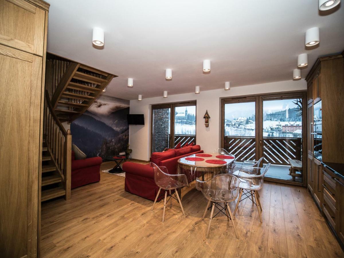 Apartamenty Bawaria ชกลาร์สกา ปอเรมบา ภายนอก รูปภาพ