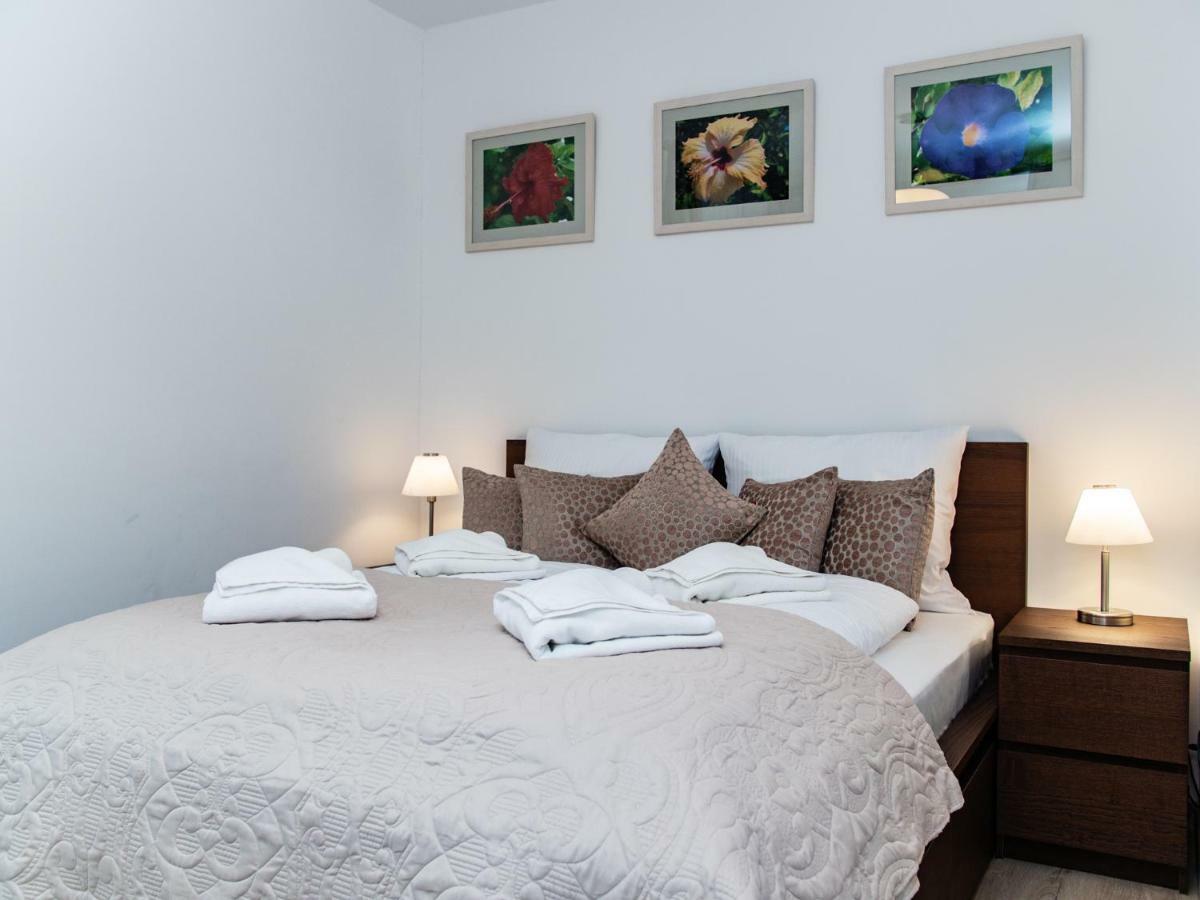 Apartamenty Bawaria ชกลาร์สกา ปอเรมบา ภายนอก รูปภาพ